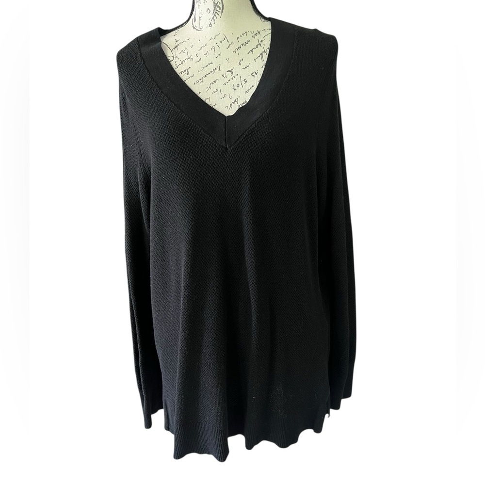Gap cotton blend vneck top size XL